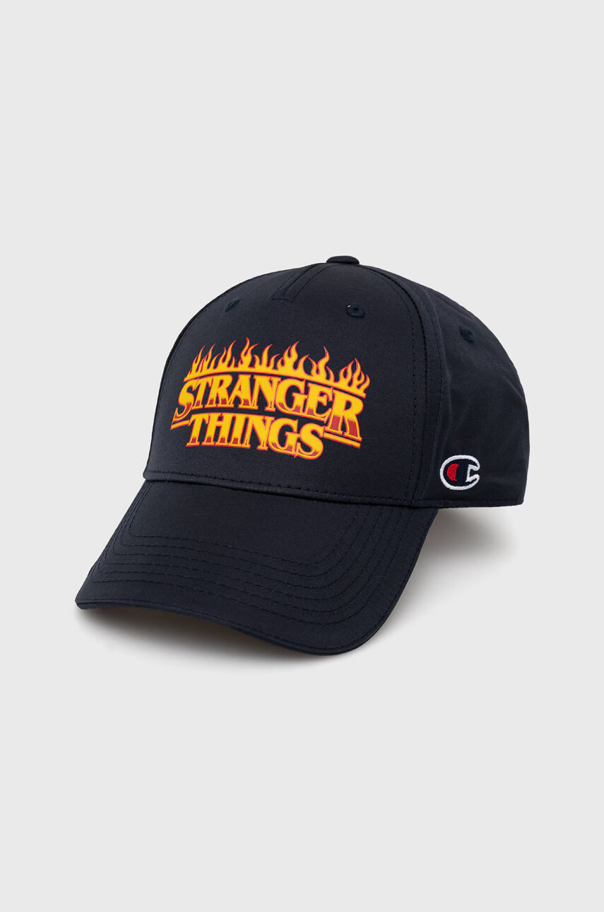 Champion Шапка Xstranger Things в тъмносиньо с принт - Pepit.bg