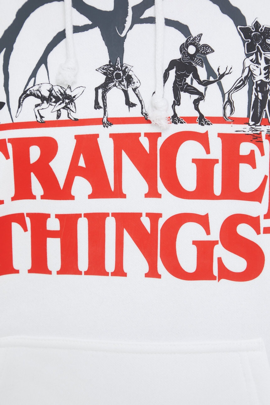 Champion Суичър Xstranger Things в бяло с принт - Pepit.bg