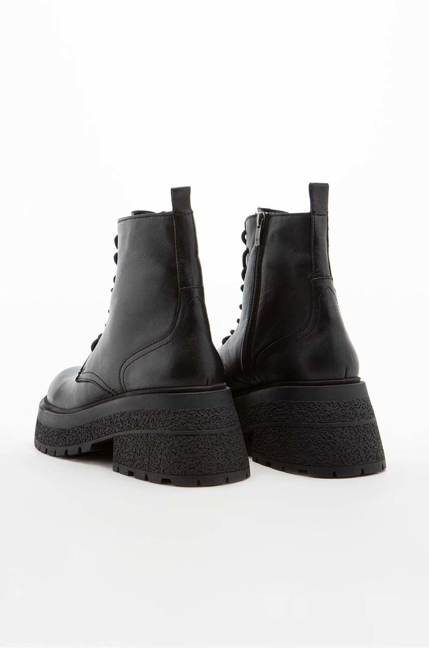 Charles Footwear Кожени боти Karen в черно с равна подметка - Pepit.bg