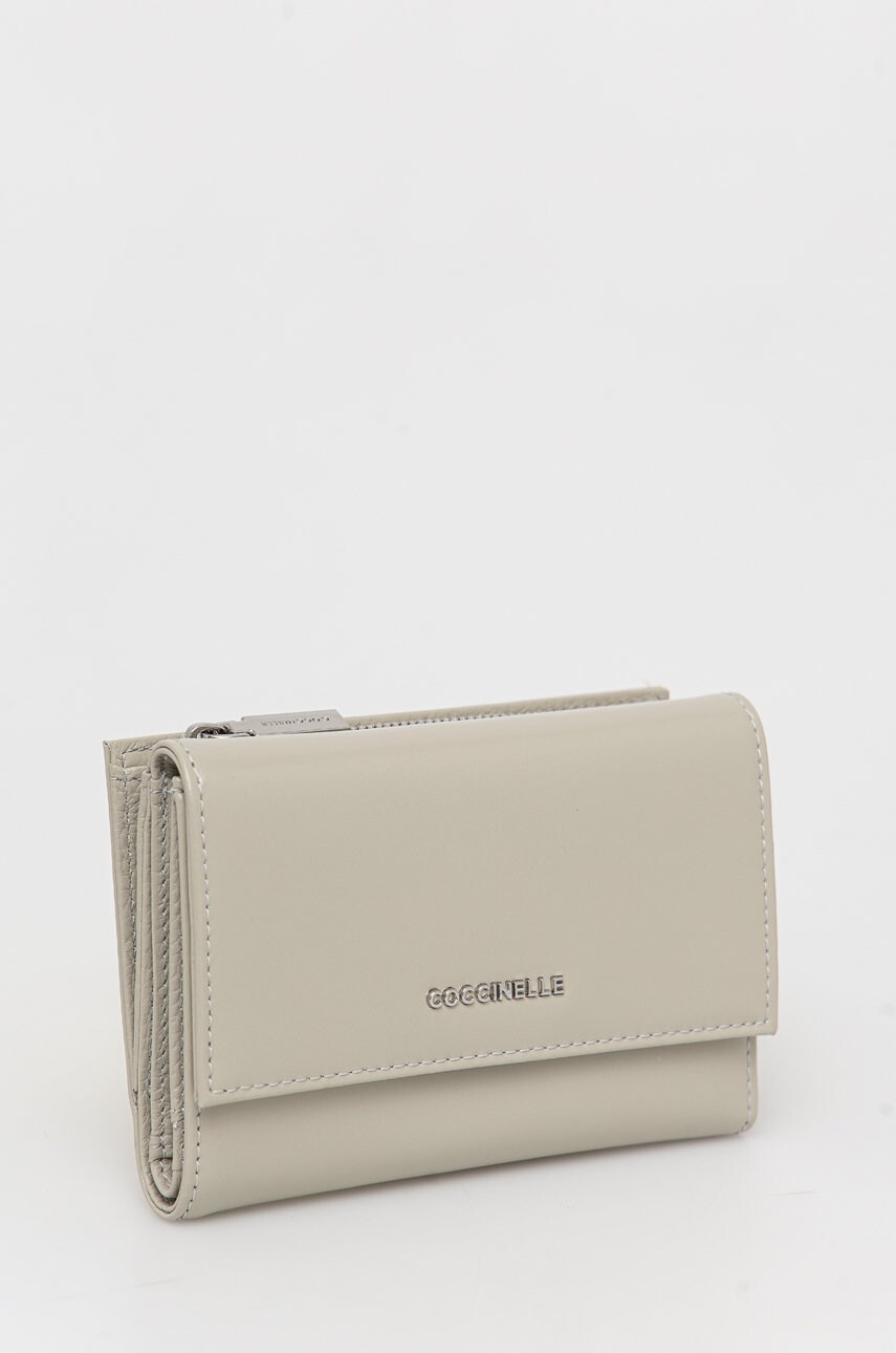 Coccinelle Кожен портфейл - Pepit.bg