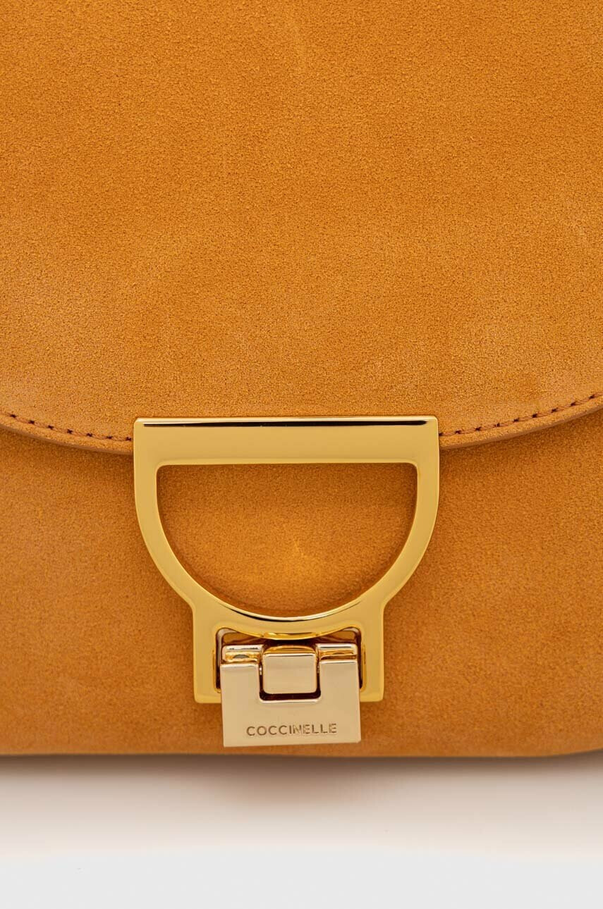 Coccinelle Велурена чанта Arlettis Suede - Pepit.bg