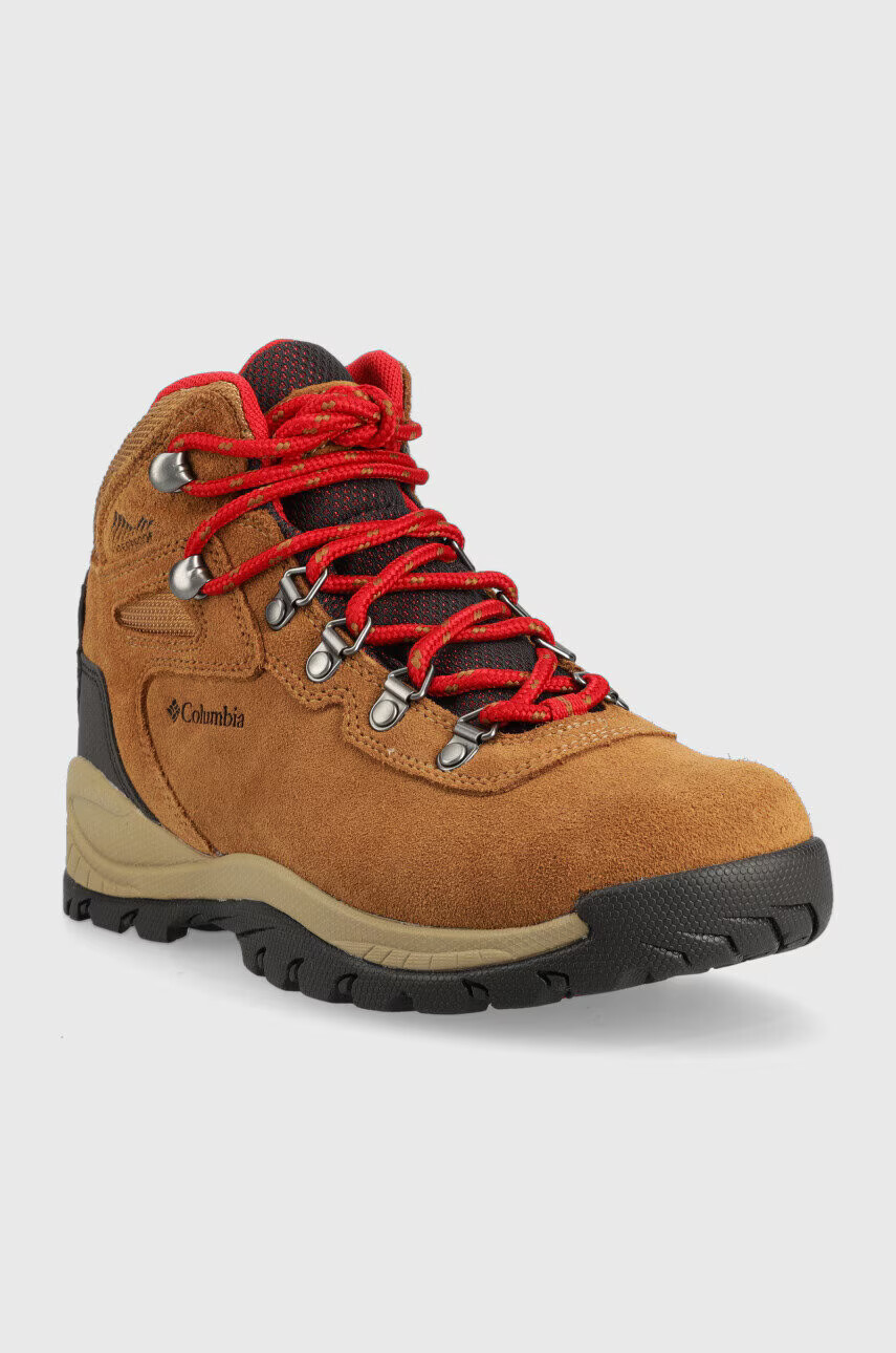 Columbia Обувки Newton Ridge Plus Waterproof в кафяво - Pepit.bg