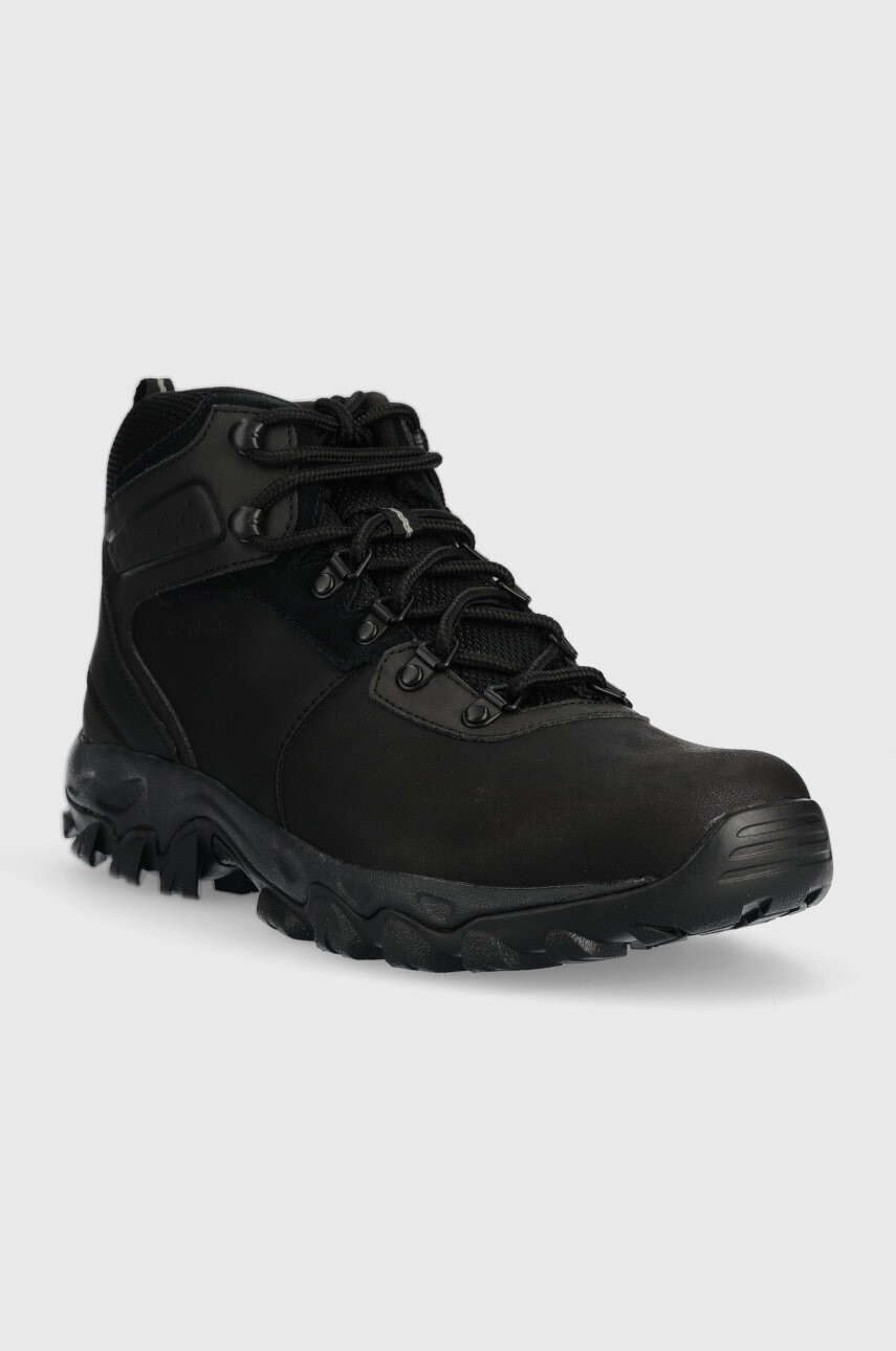Columbia Обувки Newton Ridge Plus II Waterproof в черно - Pepit.bg