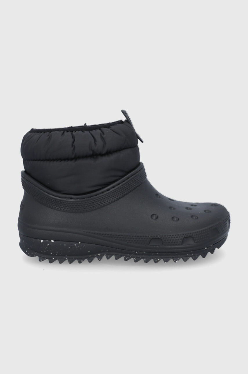 Crocs Апрески Classic Neo Puff Shorty Boot в черно 207311 - Pepit.bg
