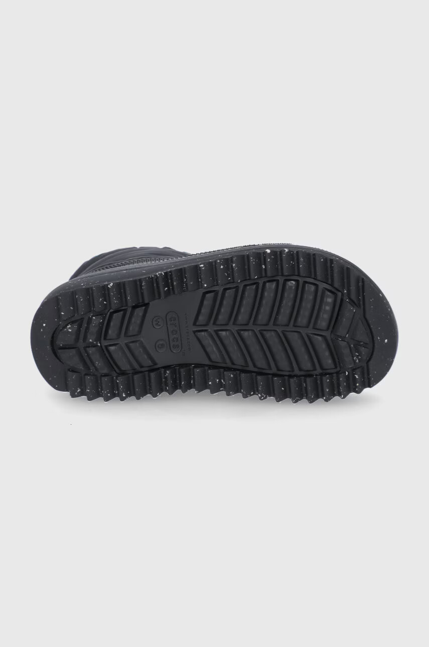 Crocs Апрески Classic Neo Puff Shorty Boot в черно 207311 - Pepit.bg