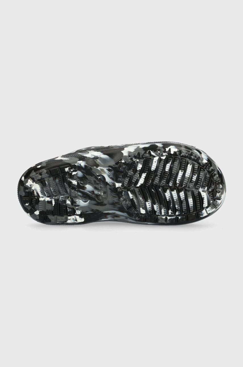 Crocs Чехли BAYA MARBLED SANDAL в черно 208332 - Pepit.bg