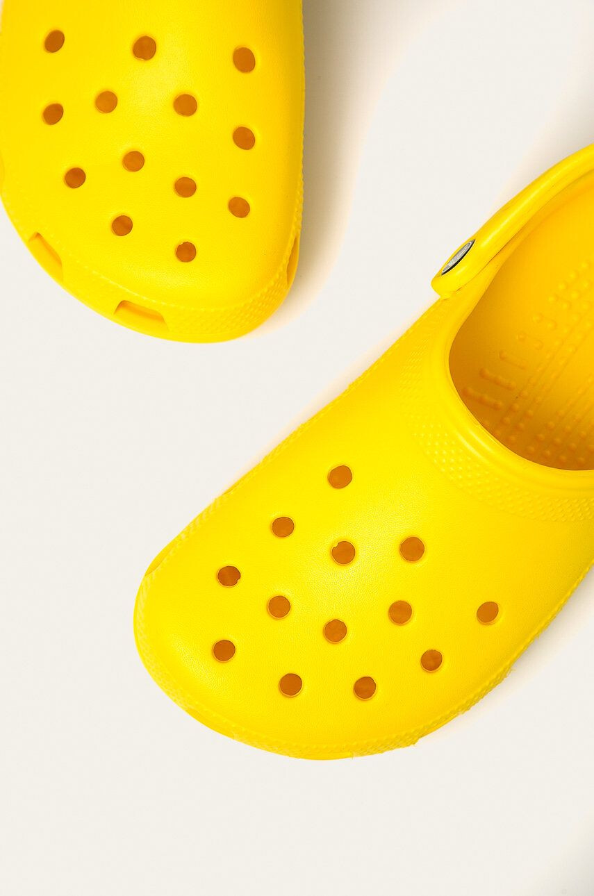 Crocs Чехли Classic в жълто 10001 - Pepit.bg