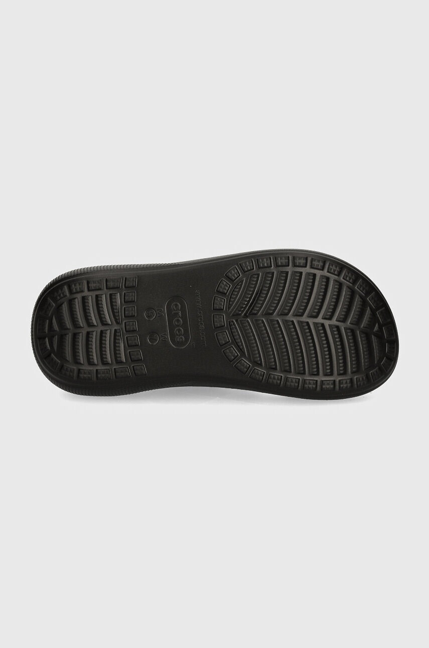 Crocs Чехли Classic Crush Sandal в черно с платформа 207670 - Pepit.bg