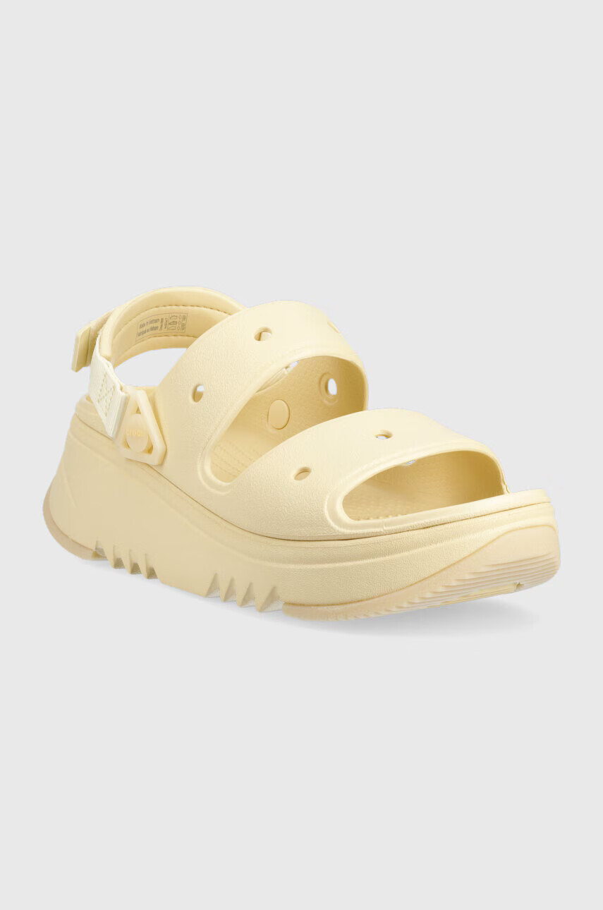 Crocs Чехли Classic Hiker Xscape Sandal в бежово с платформа 208181 - Pepit.bg