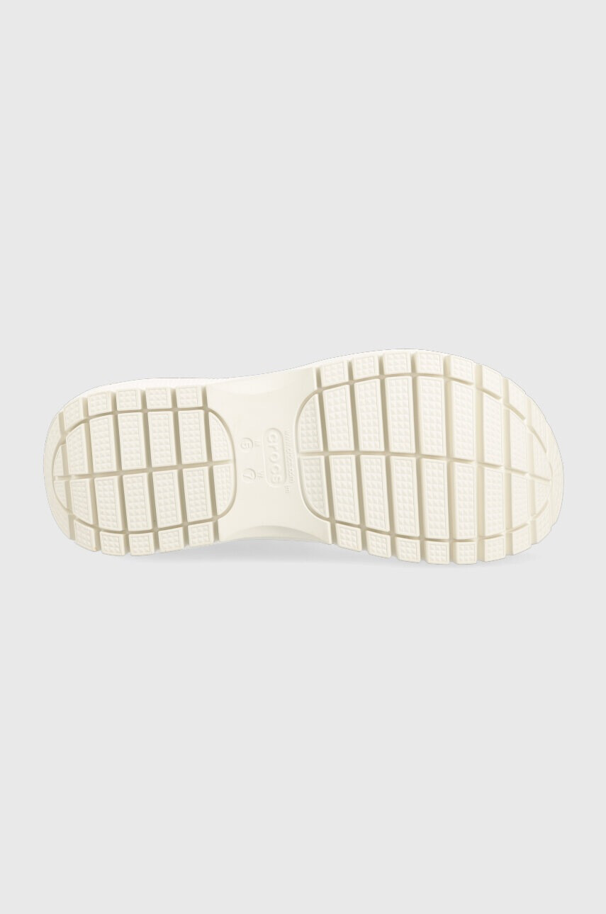 Crocs Чехли Classic Mega Crush Sandal в бяло с платформа 207989 - Pepit.bg