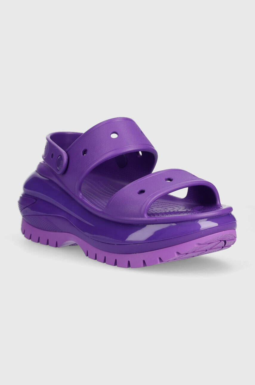 Crocs Чехли Classic Mega Crush Sandal в лилаво с платформа 207989 - Pepit.bg
