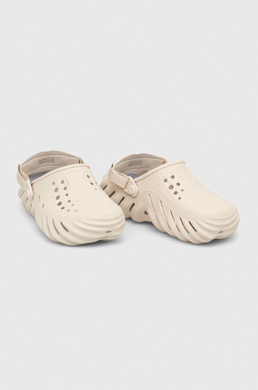 Crocs Чехли Echo Clog в бежово - Pepit.bg