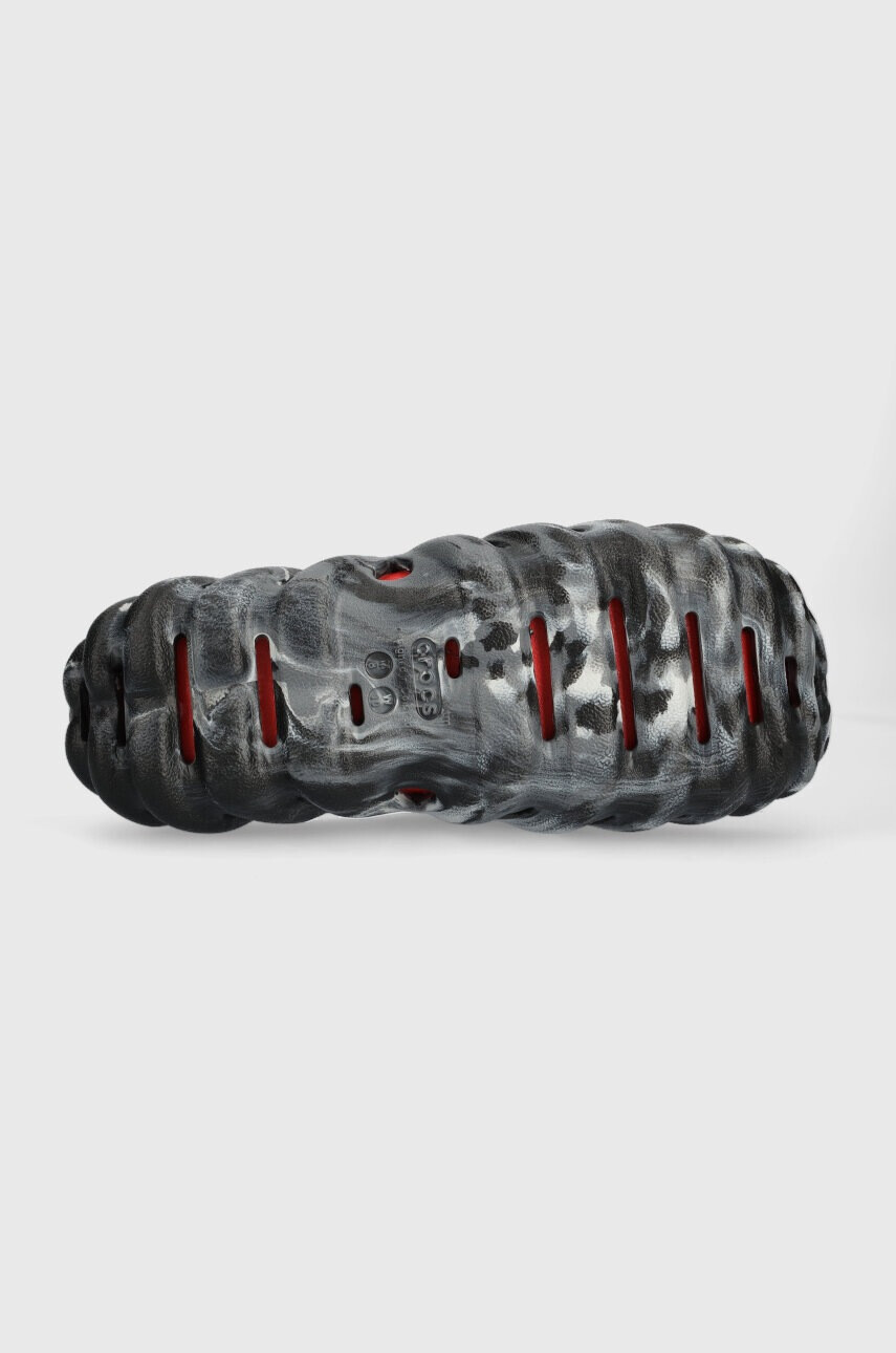 Crocs Чехли Echo Marbled Slide в черно 208467 - Pepit.bg