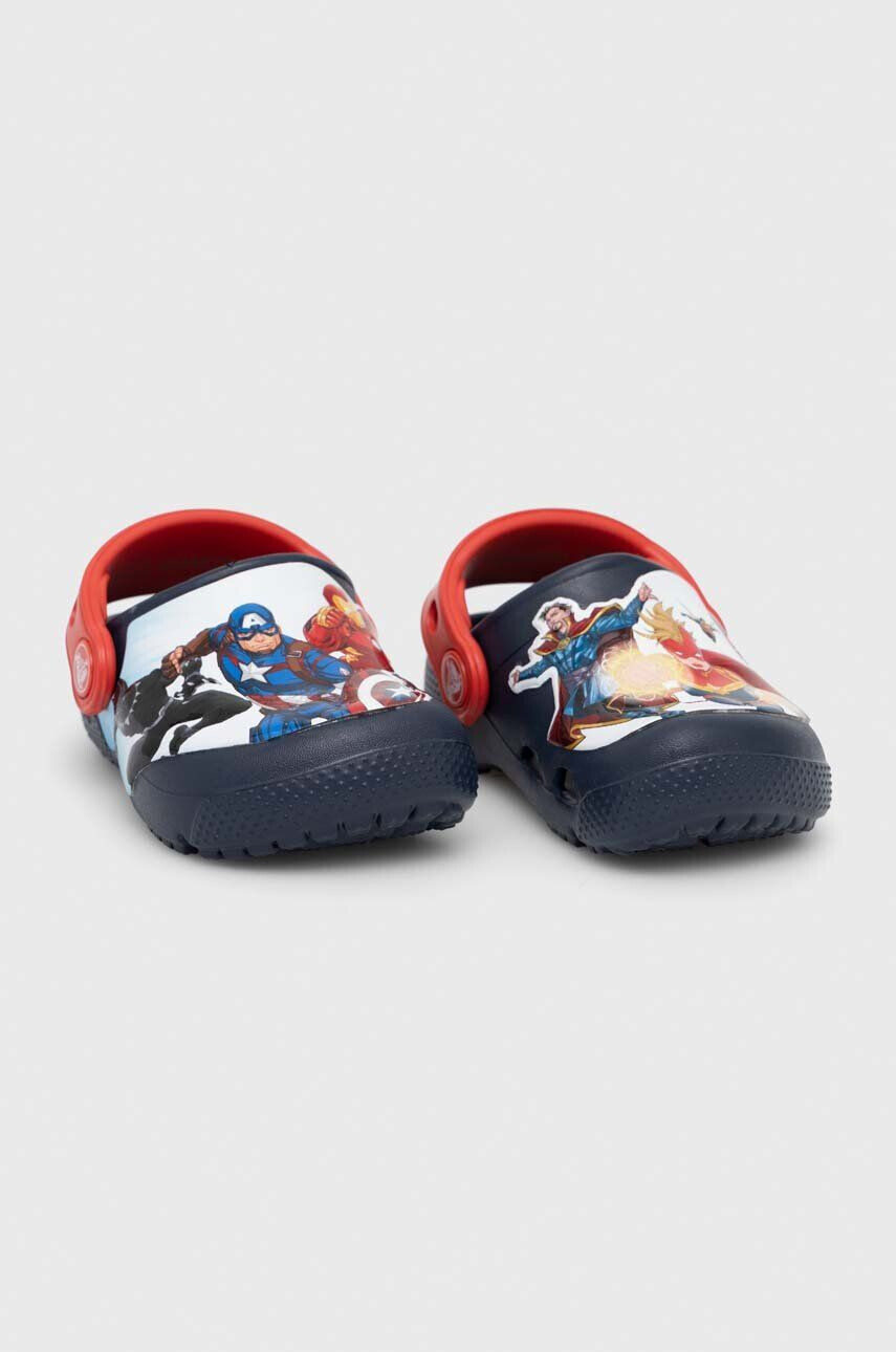 Crocs Детски чехли AVENGERS PATCH CLOG в тъмносиньо - Pepit.bg