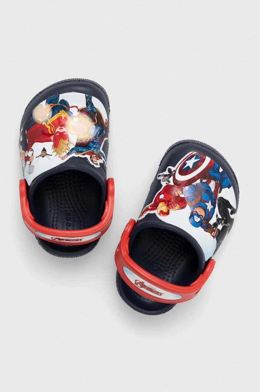 Crocs Детски чехли AVENGERS PATCH CLOG в тъмносиньо - Pepit.bg