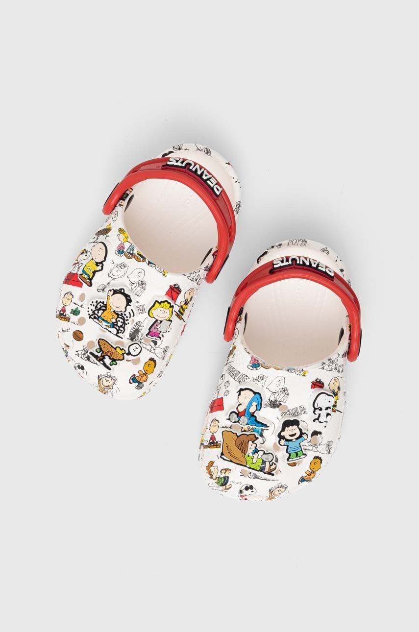 Crocs Детски чехли PEANUTS CLASSIC CLOG в бяло - Pepit.bg