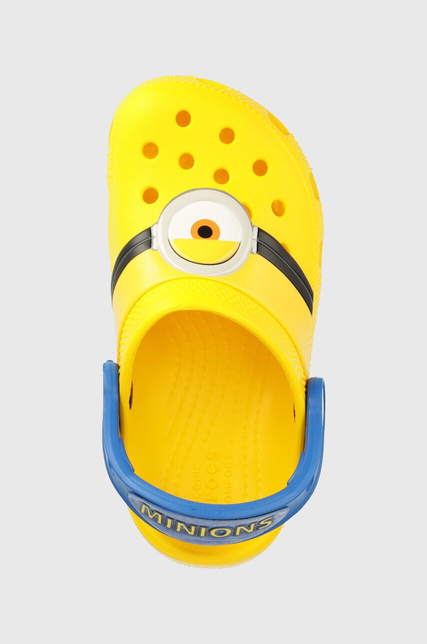 Crocs Детски чехли x Minions в жълто - Pepit.bg