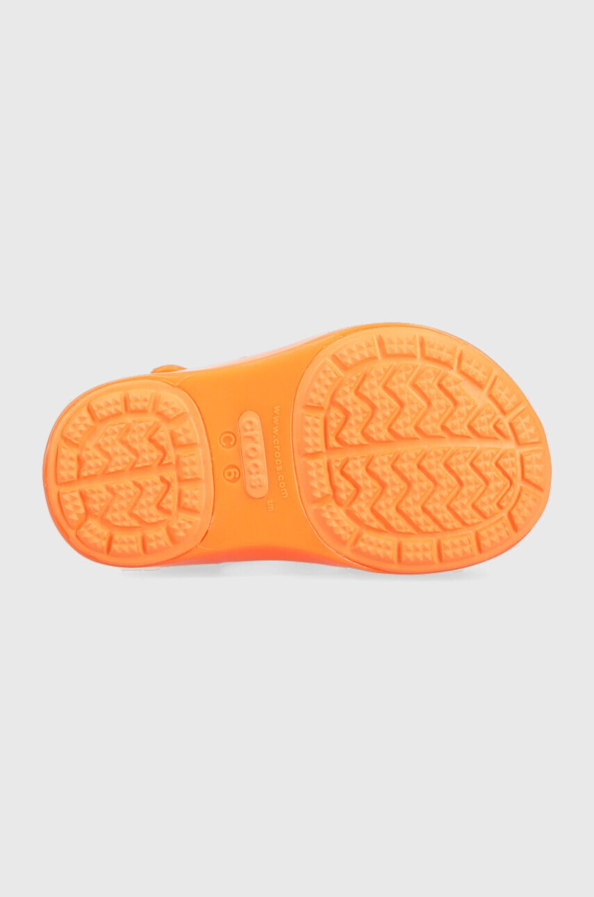 Crocs Детски сандали ISABELLA CHARM SANDAL в оранжево - Pepit.bg