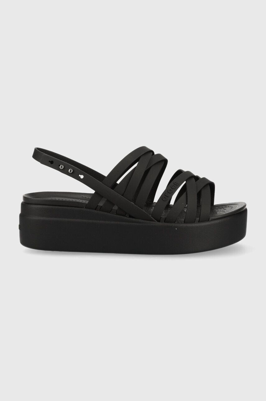 Crocs Сандали Brooklyn Strappy Low Wedge в черно с платформа 206751 - Pepit.bg