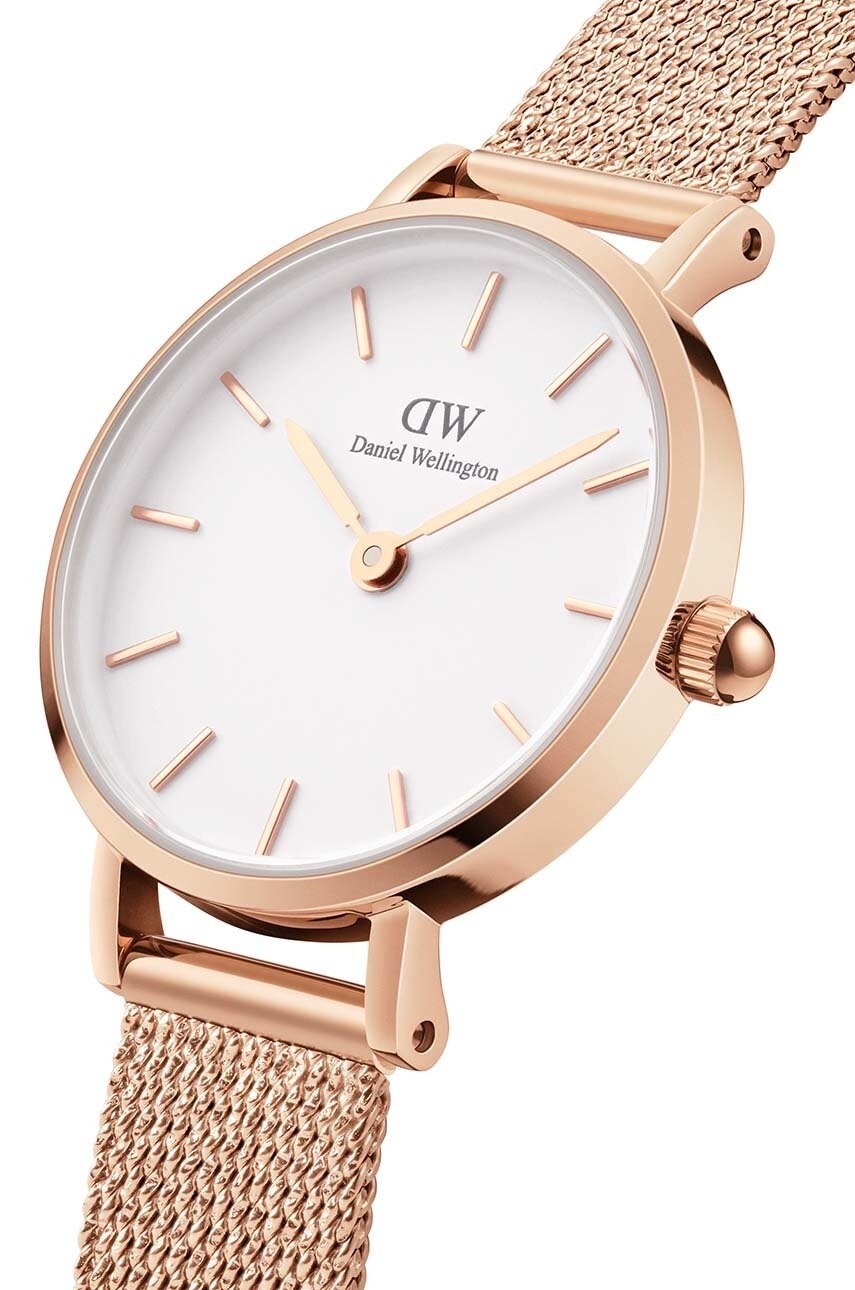 Daniel Wellington Часовник Petite 24 Pressed дамски в розово - Pepit.bg