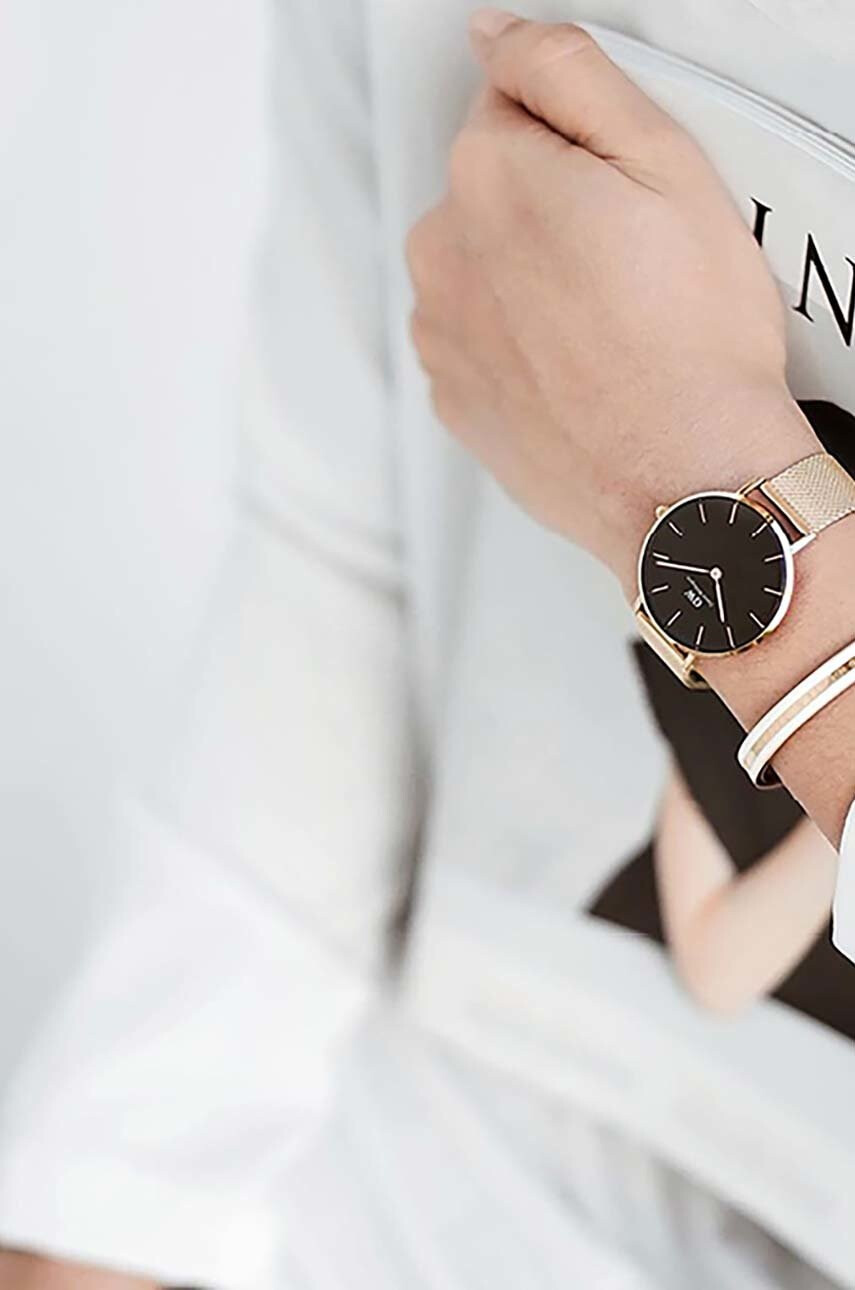 Daniel Wellington Часовник Petite 28 Melrose дамски в розово - Pepit.bg