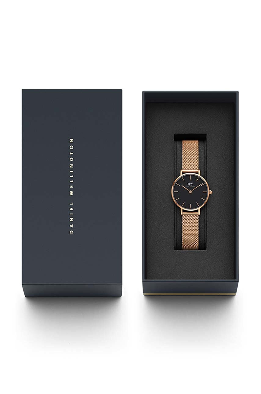 Daniel Wellington Часовник Petite 28 Melrose дамски в розово - Pepit.bg