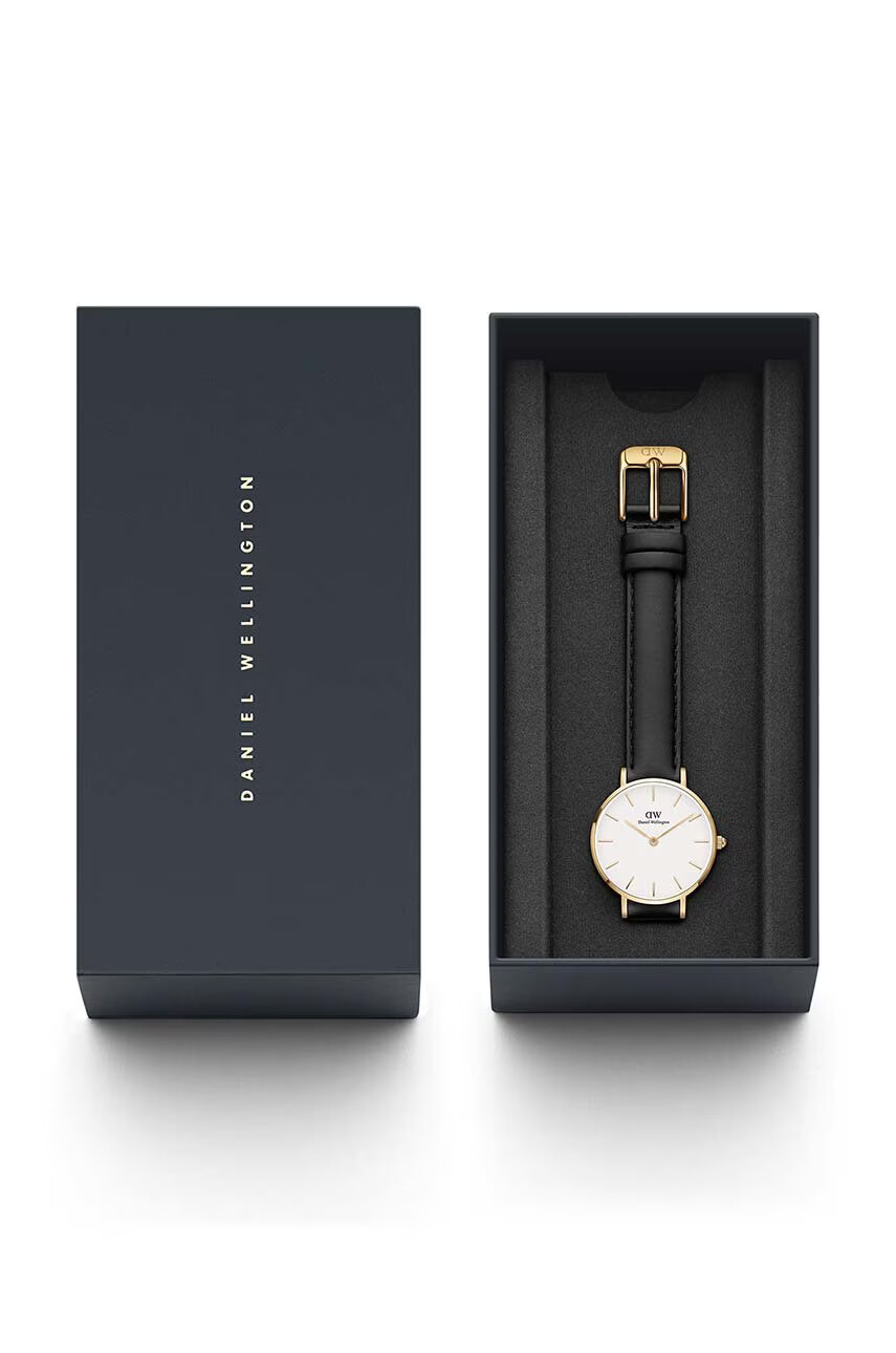 Daniel Wellington Часовник Petite 28 Sheffield дамски в златисто - Pepit.bg