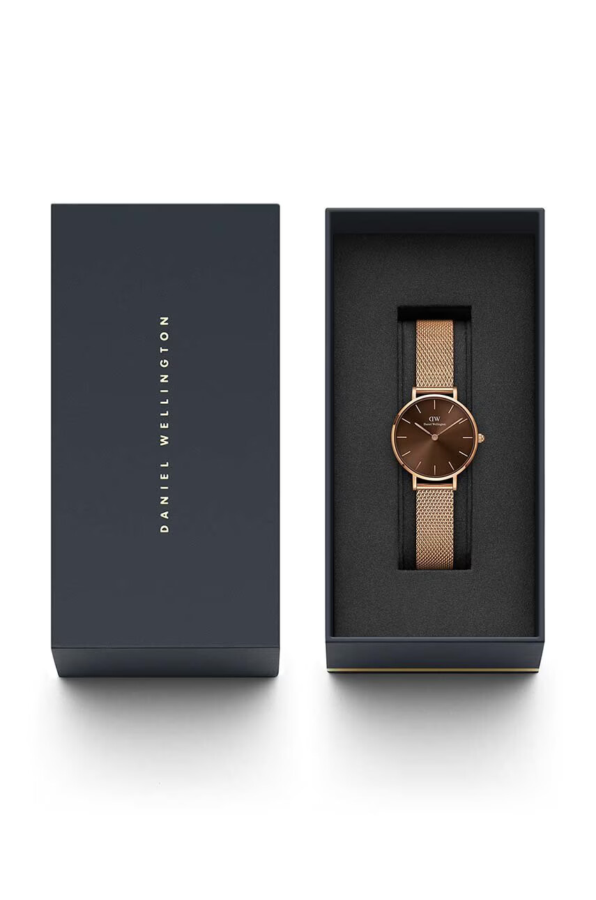 Daniel Wellington Часовник Petite Amber 28 дамски в розово - Pepit.bg