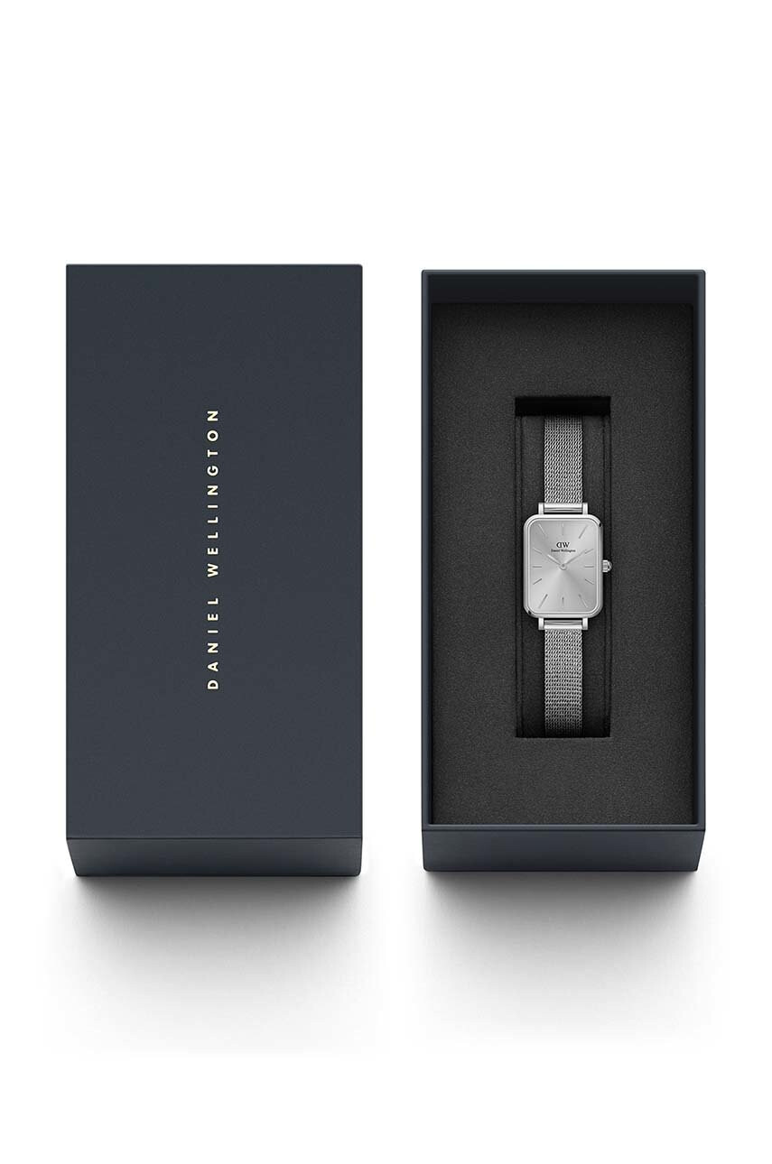 Daniel Wellington Часовник Quadro 20x26 дамски в сребристо - Pepit.bg