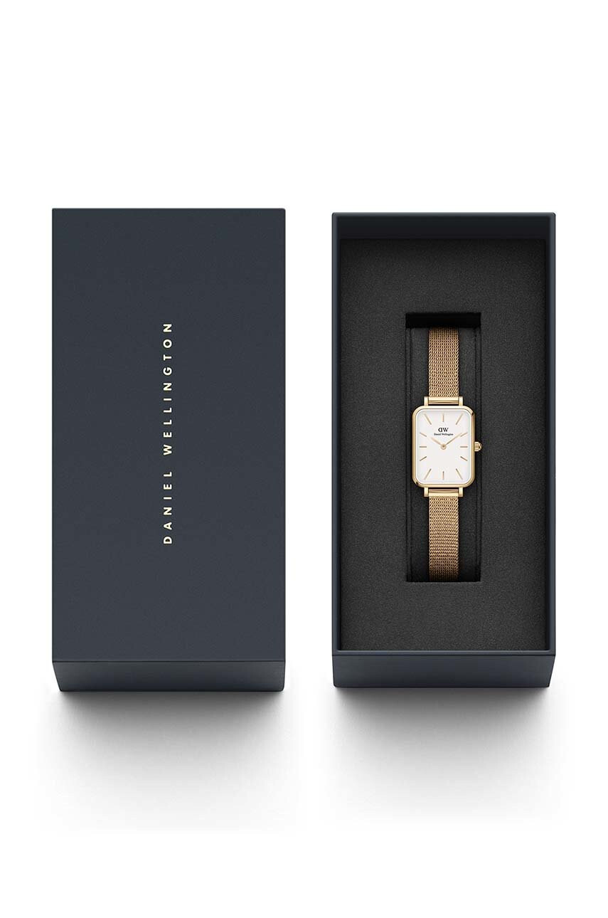 Daniel Wellington Часовник Quadro 20x26 дамски в златисто - Pepit.bg