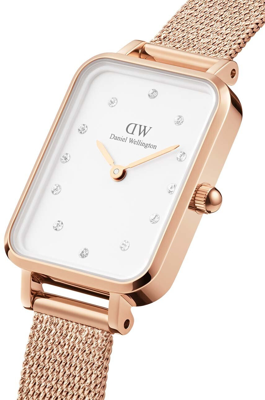 Daniel Wellington Часовник Quadro 20x26 дамски в розово - Pepit.bg