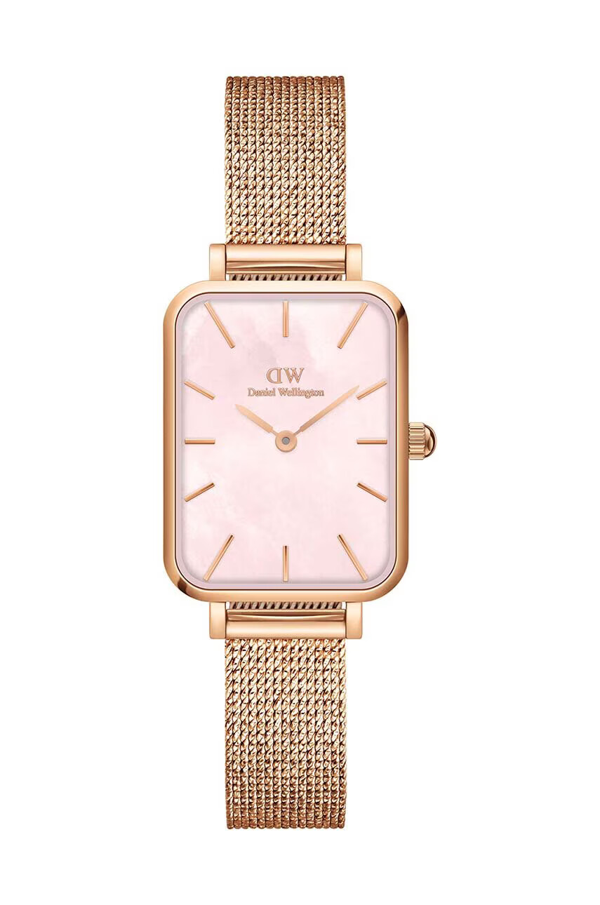 Daniel Wellington Часовник Quadro 20x26 дамски в розово - Pepit.bg