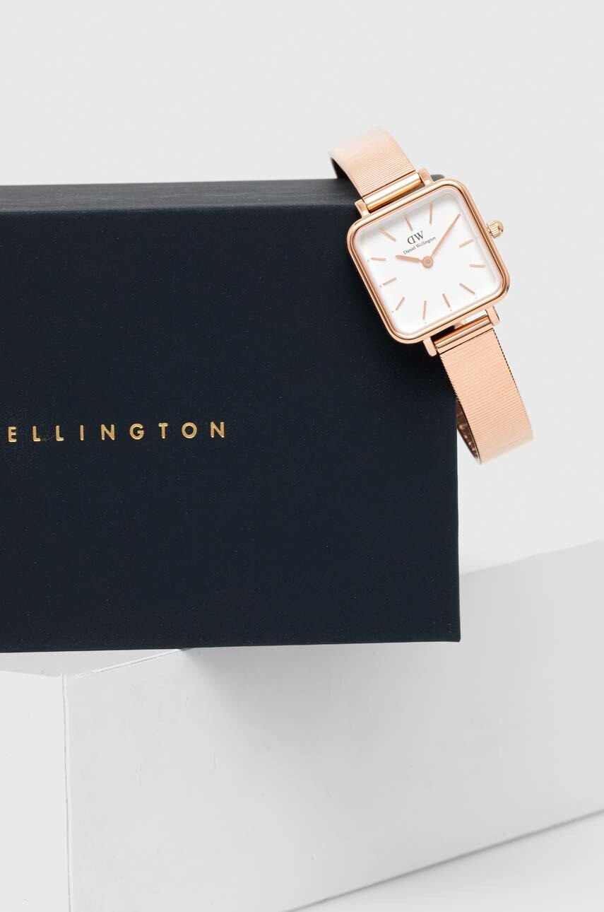 Daniel Wellington Часовник Quadro Studio дамски в розово - Pepit.bg