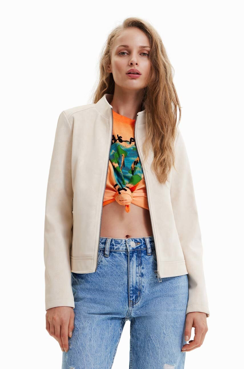 Desigual Яке в бяло с преходна изолация - Pepit.bg