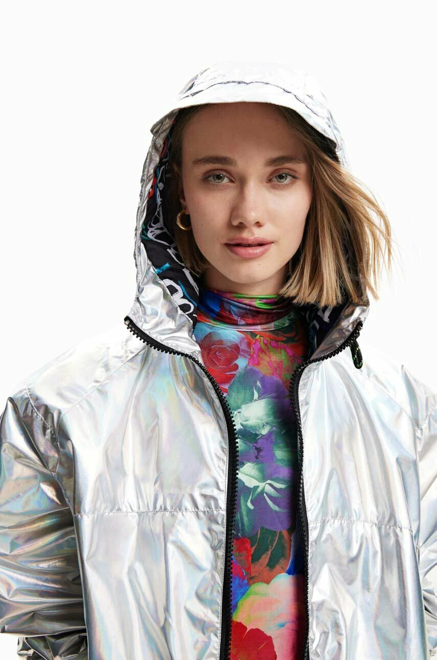Desigual Парка дамска с преходна изолация - Pepit.bg