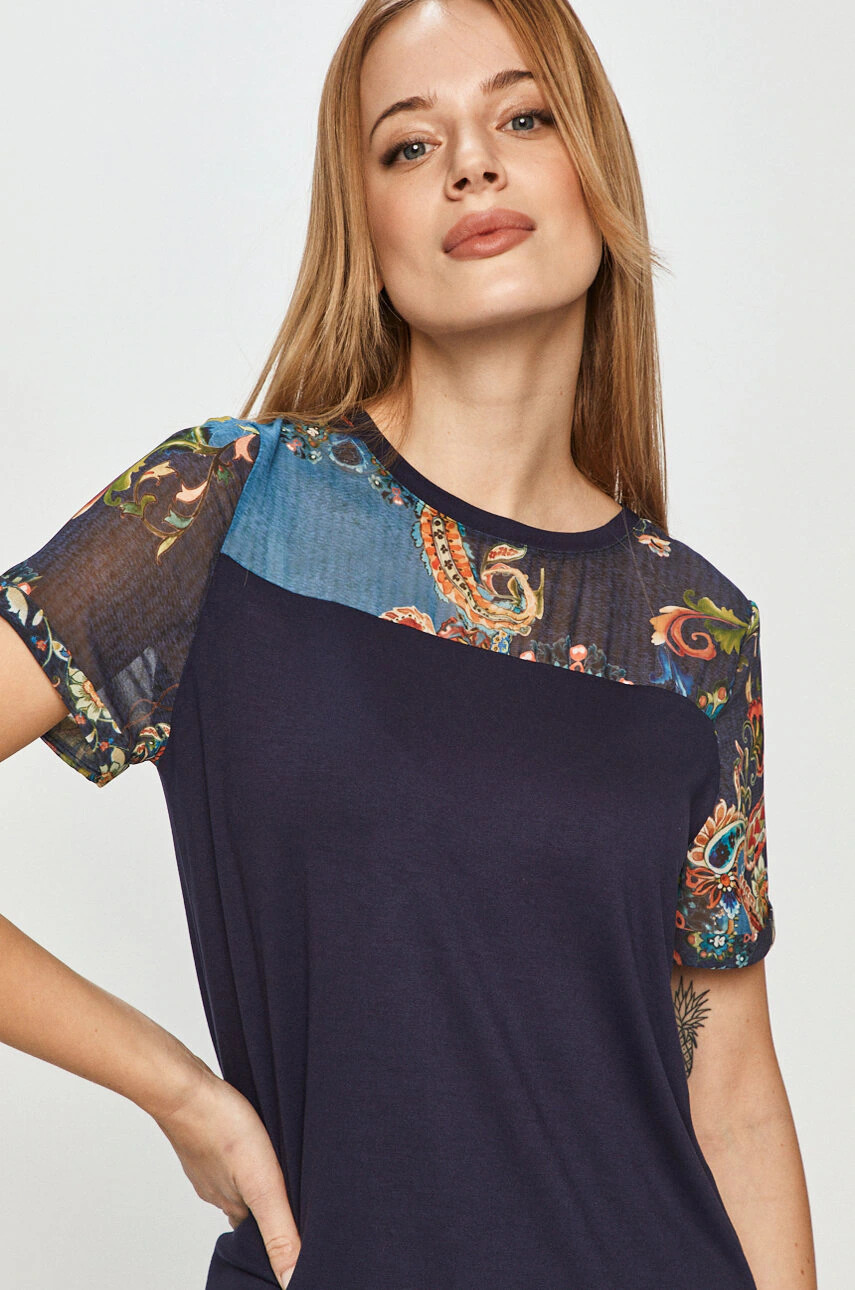 Desigual Тениска - Pepit.bg