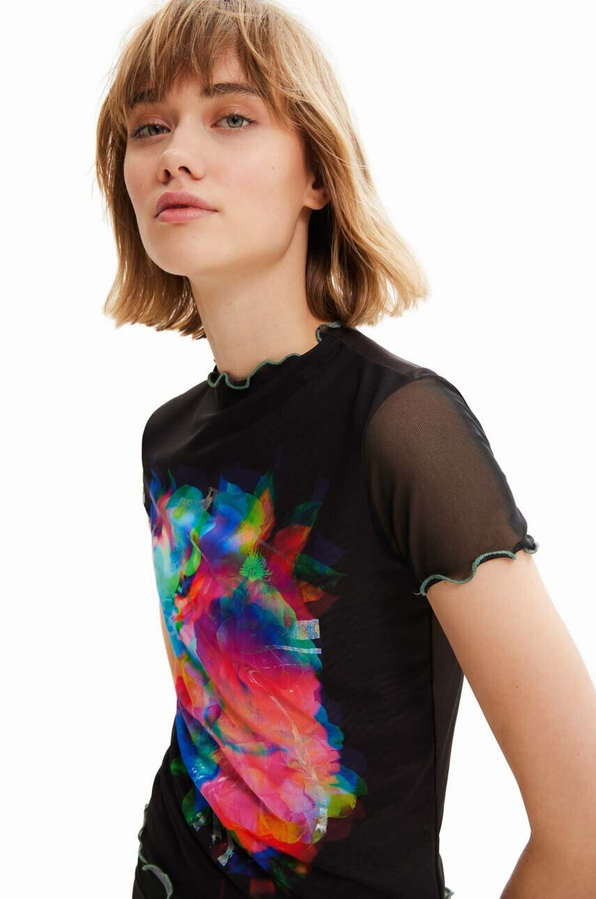 Desigual Тениска в черно - Pepit.bg