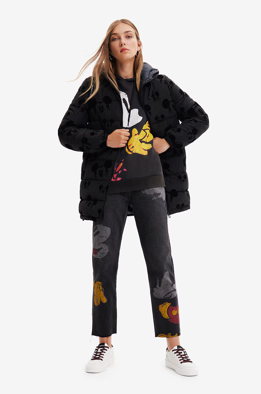 Desigual Яке в черно със зимна изолация - Pepit.bg