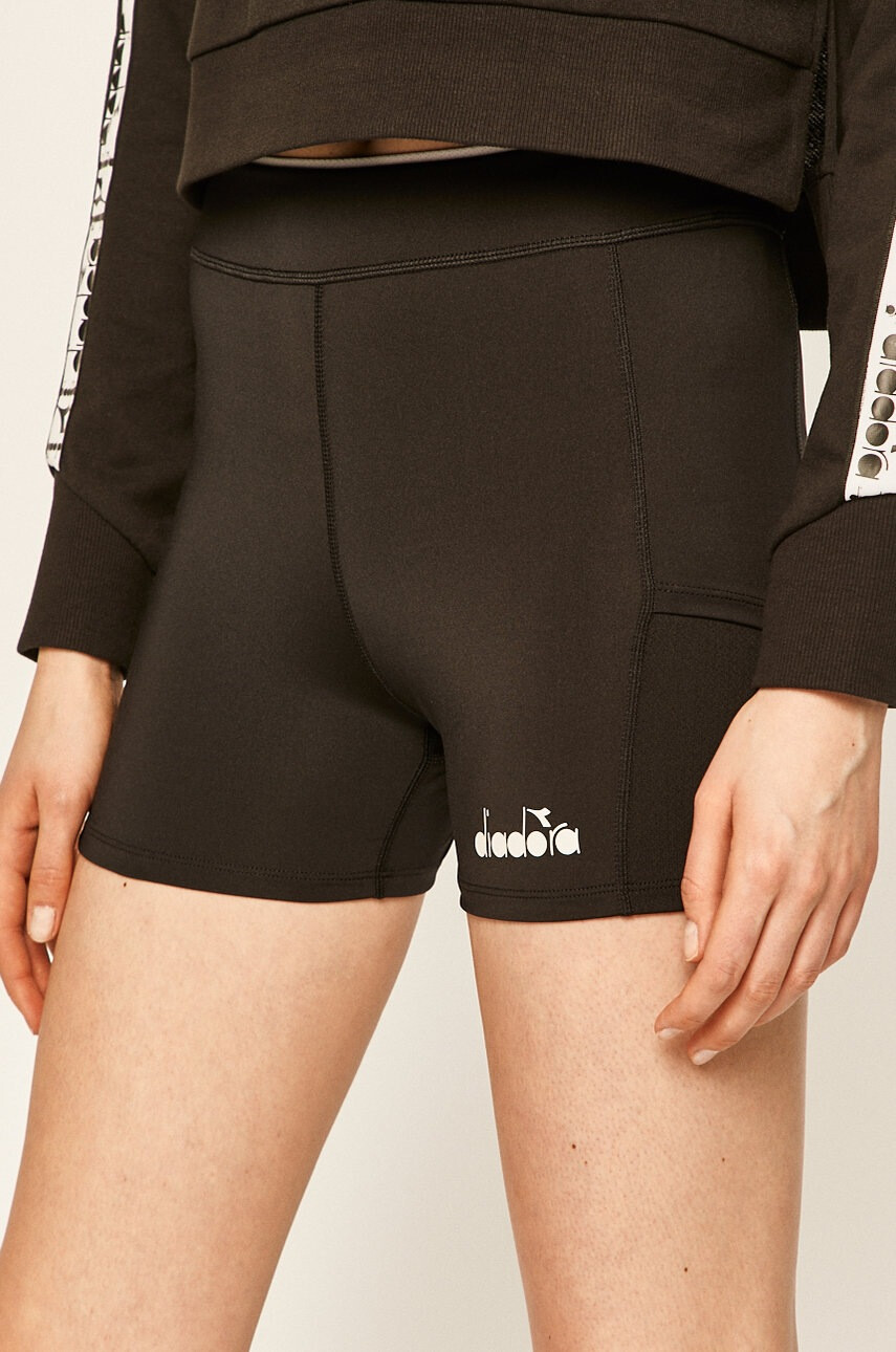 Diadora Къси панталони - Pepit.bg