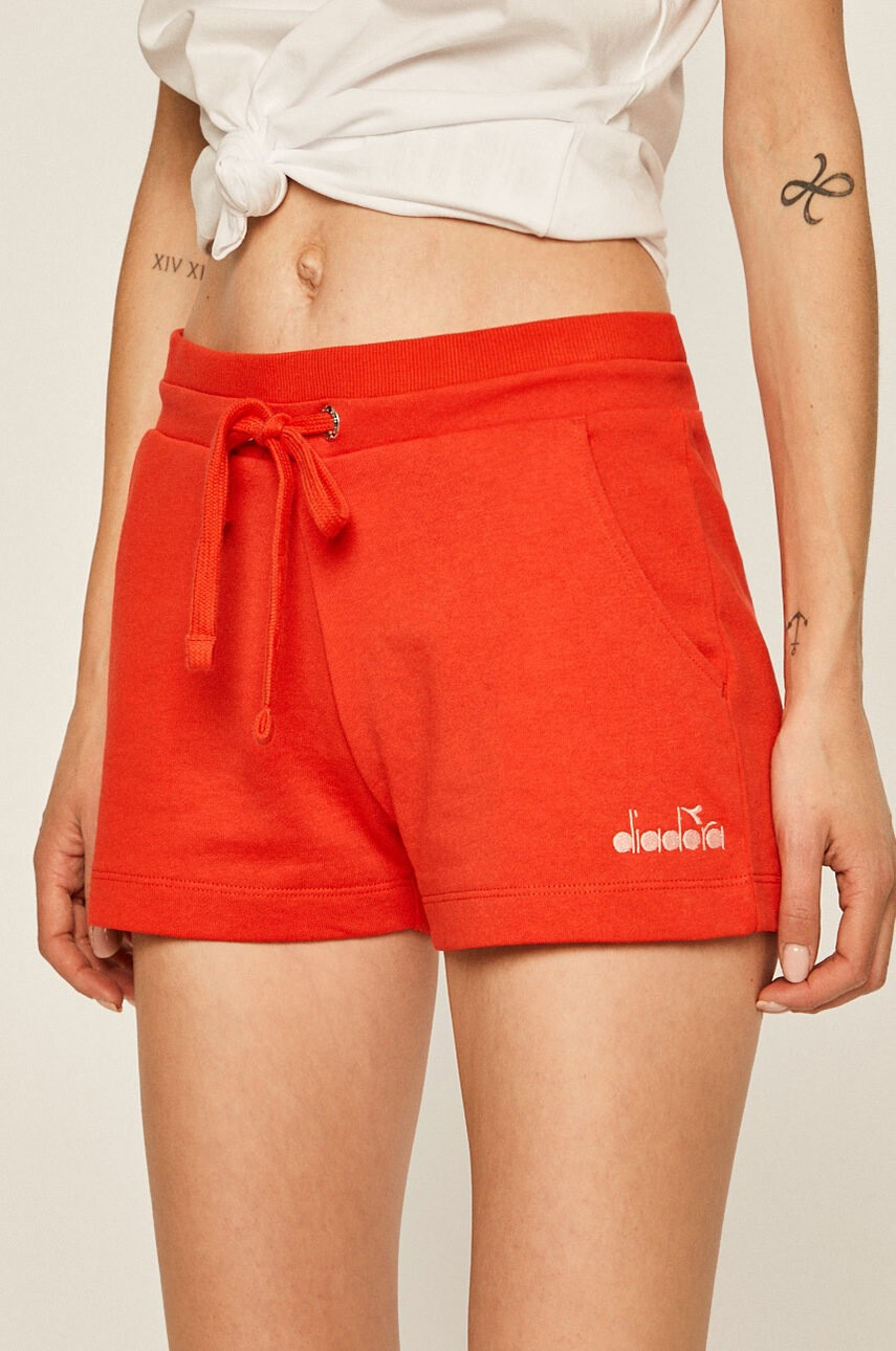 Diadora Къси панталони - Pepit.bg
