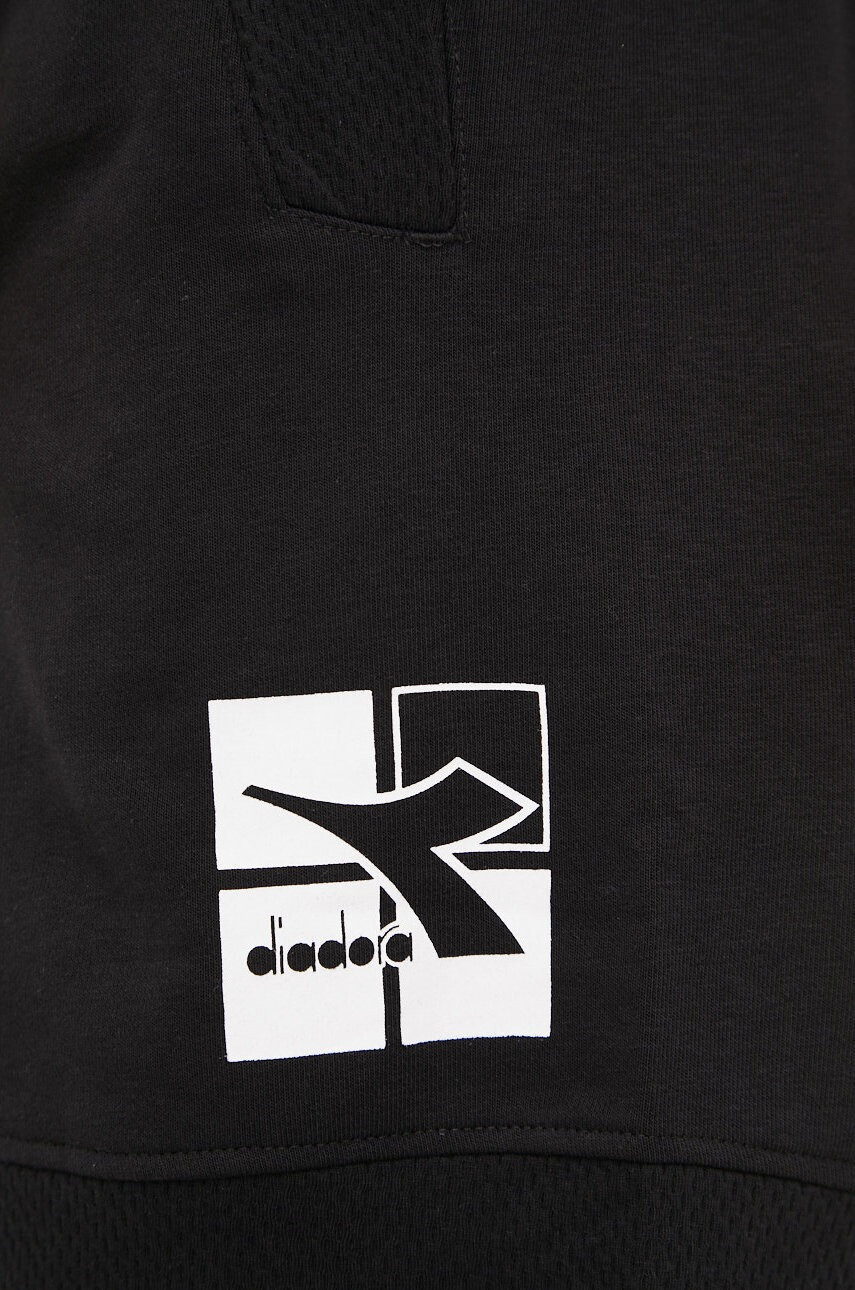Diadora Къси панталони - Pepit.bg