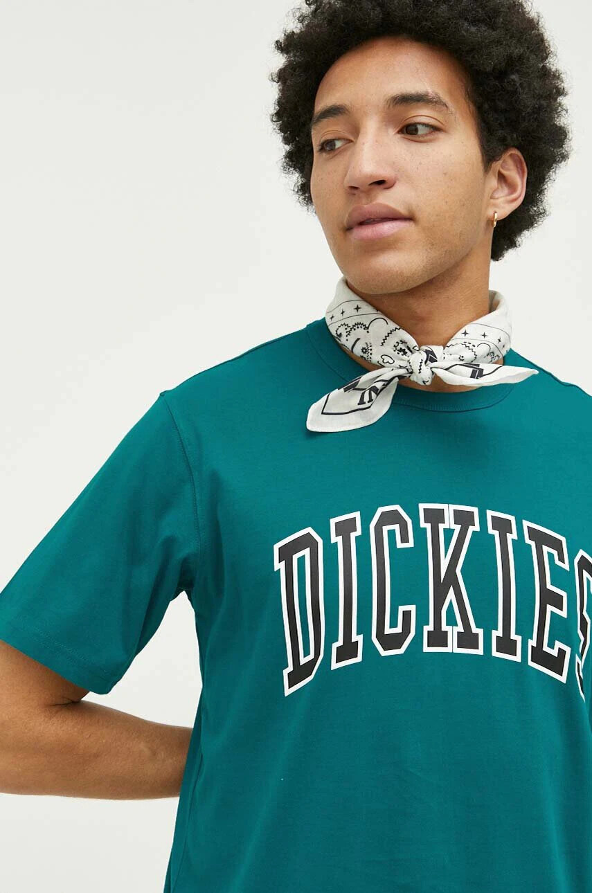 Dickies Памучна тениска в зелено с принт - Pepit.bg