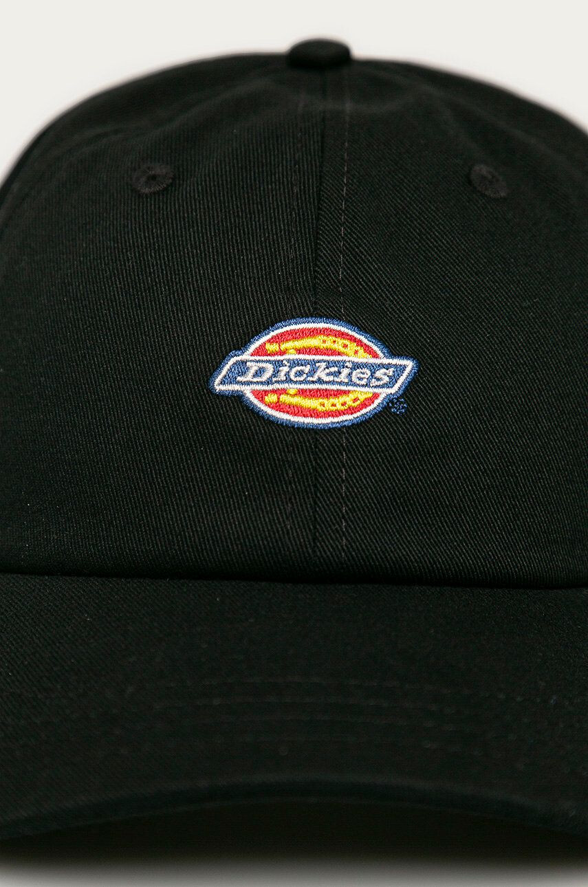 Dickies Шапка в черно с апликация - Pepit.bg