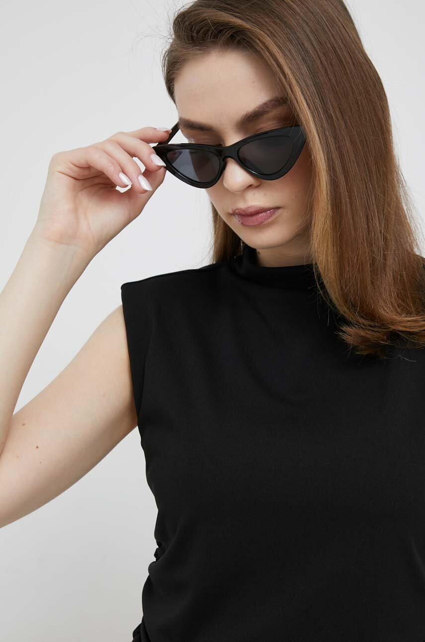 DKNY Блуза в черно с изчистен дизайн - Pepit.bg