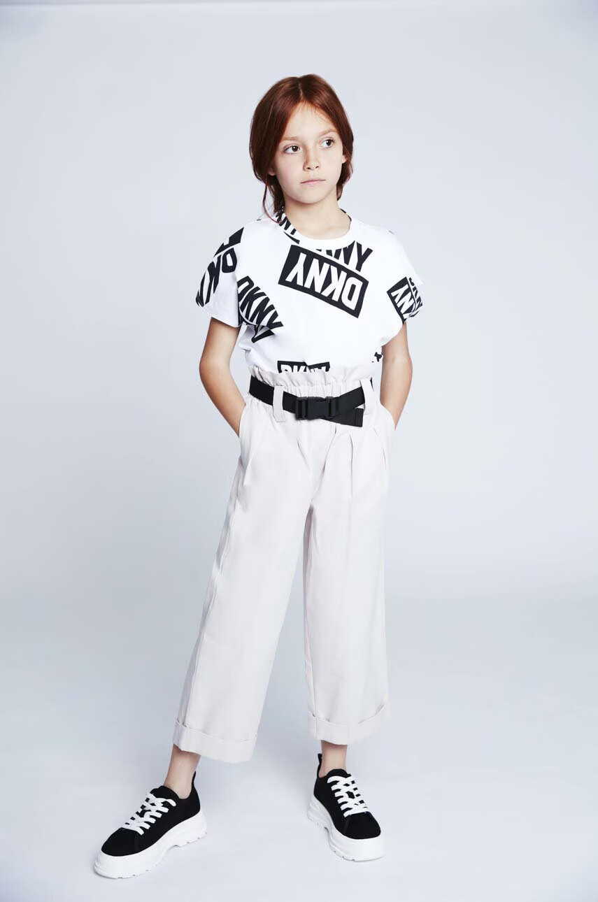 DKNY Детска памучна тениска в бяло - Pepit.bg