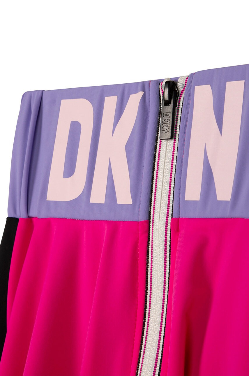 DKNY Детска пола в розово къс модел разкроен модел - Pepit.bg