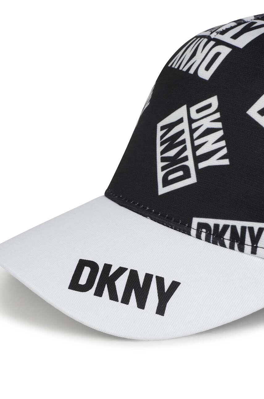 DKNY Детска шапка в черно с десен - Pepit.bg