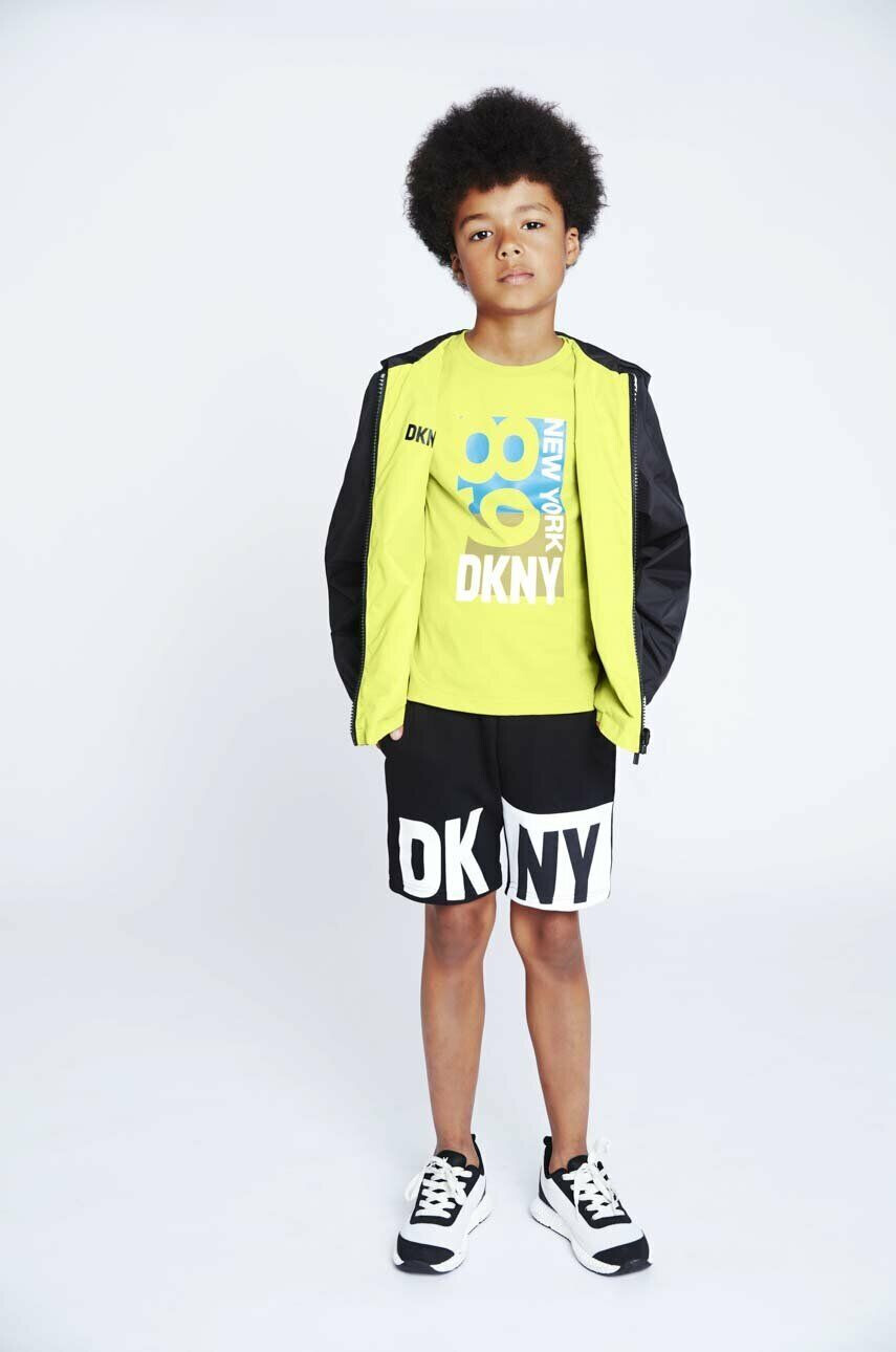 DKNY Детски къси панталони в черно - Pepit.bg