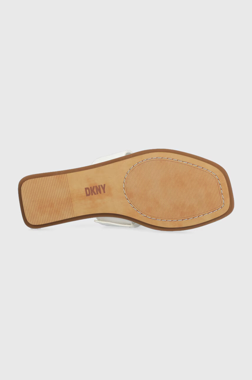 DKNY Джапанки DEJA в бяло с равна подметка K4287301 - Pepit.bg