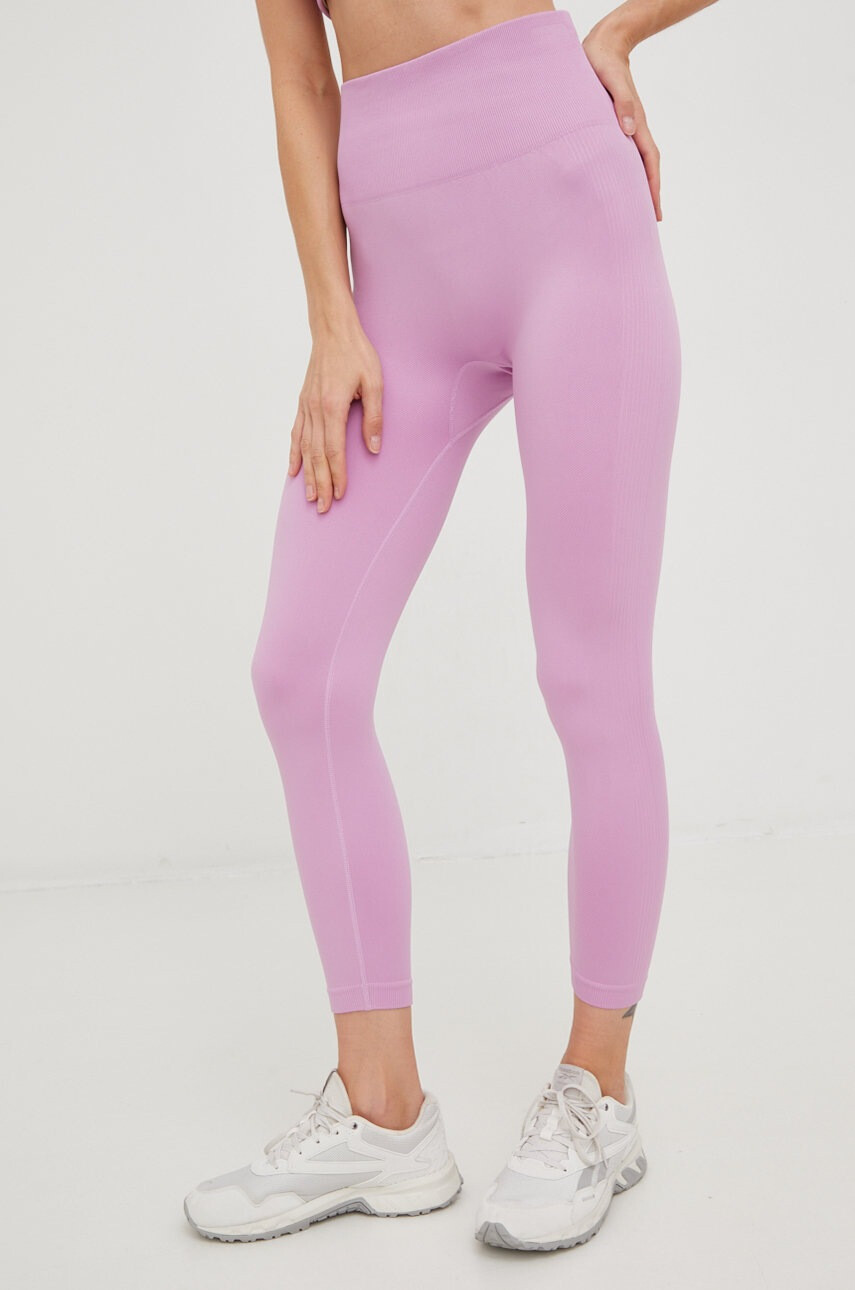 DKNY Клин в черно с изчистен дизайн - Pepit.bg